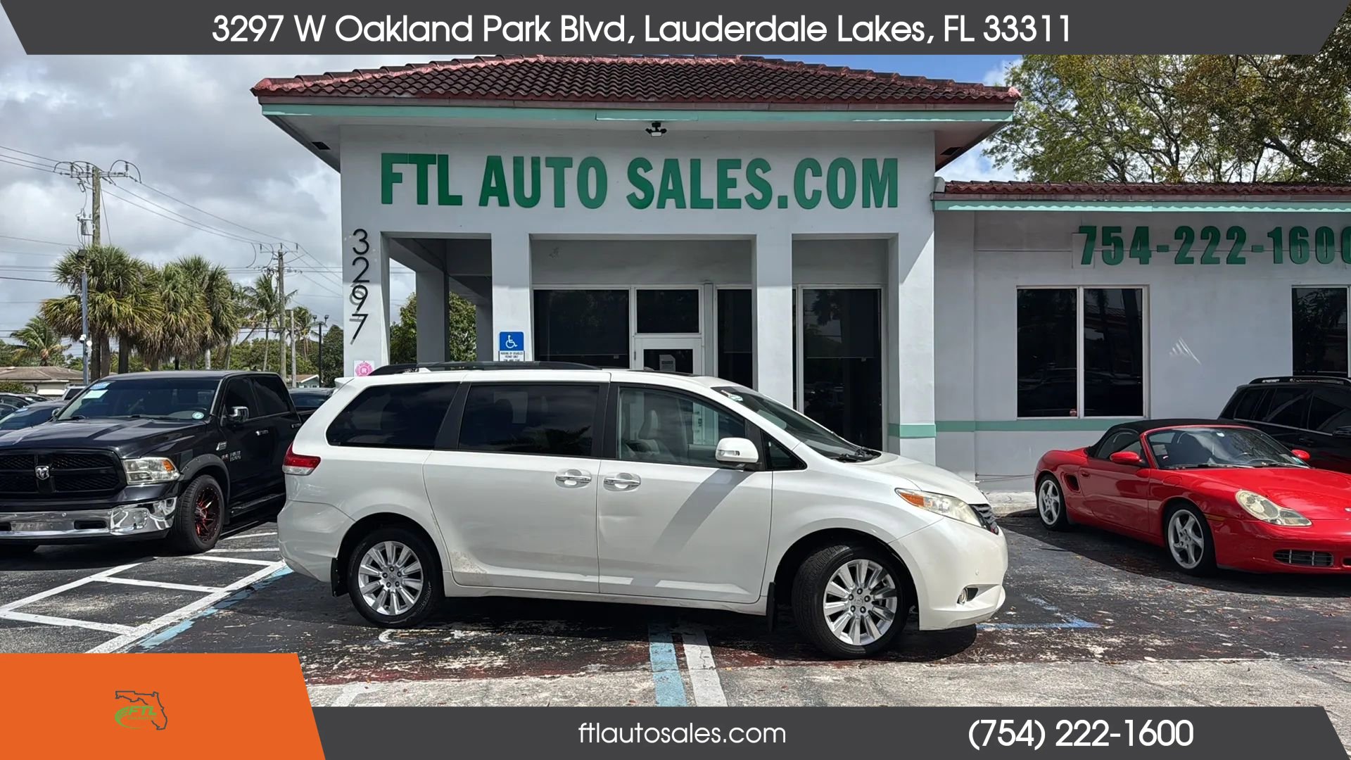 Used 2014 Toyota Sienna Limited w/ Limited Premium Package image 1