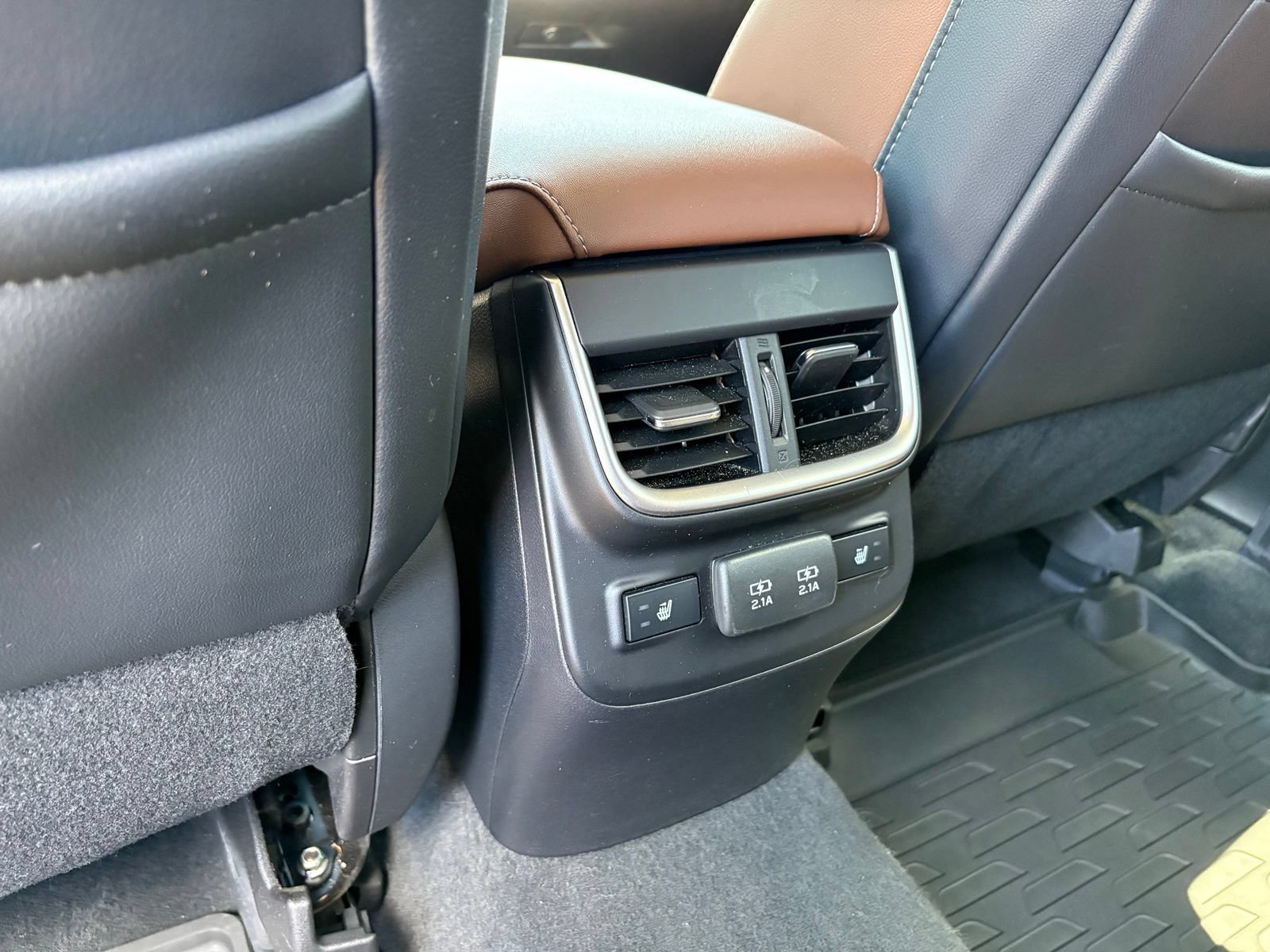 Used 2020 Subaru Outback Touring w/ Popular Package #2 AWD/4WD image 31
