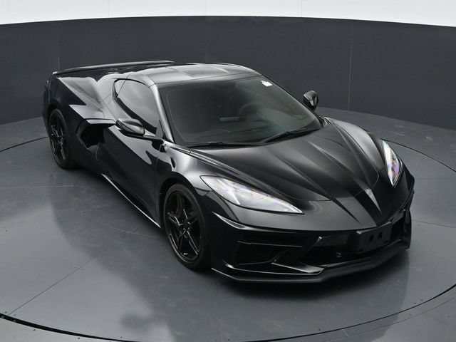 Used 2023 Chevrolet Corvette Stingray Coupe w/ Z51 Performance Package RWD image 31