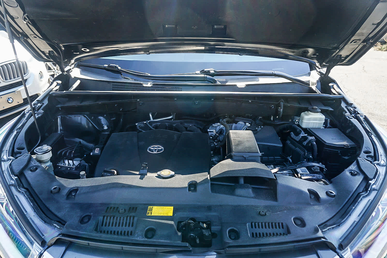 Used 2017 Toyota Highlander Limited image 40