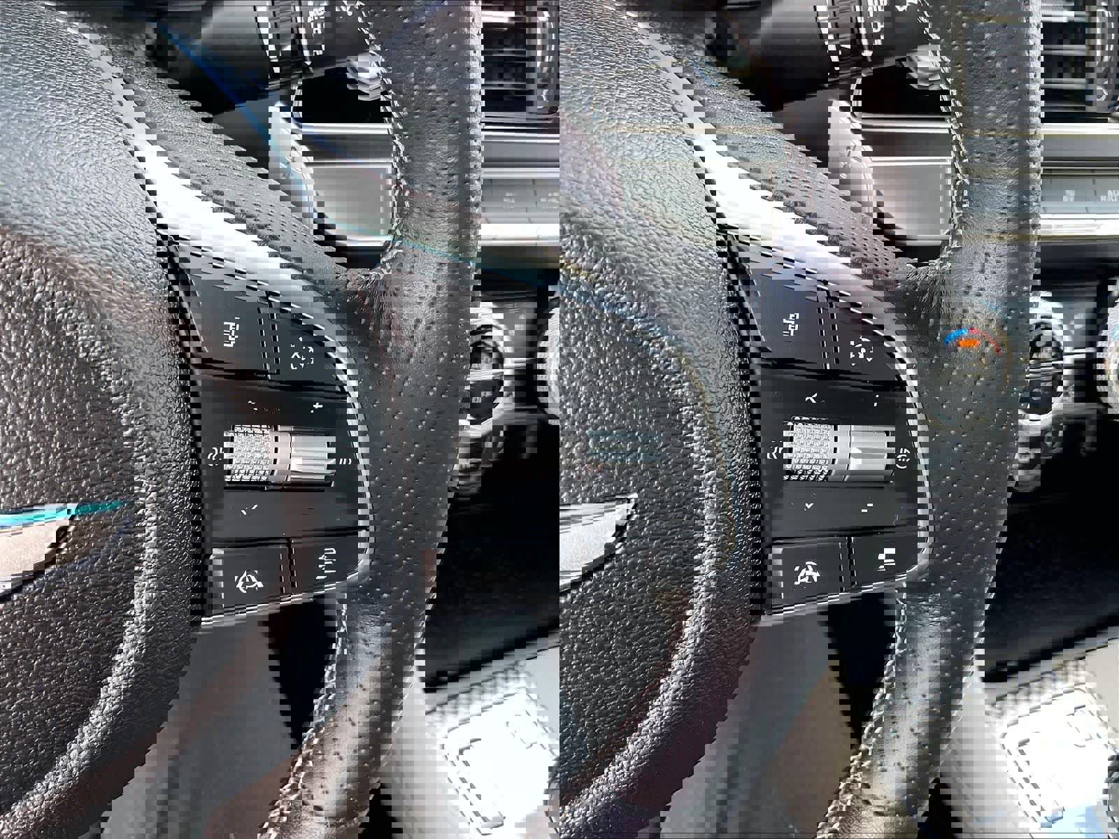 Used 2023 Genesis G70 2.0T w/ Sport Prestige Package image 20