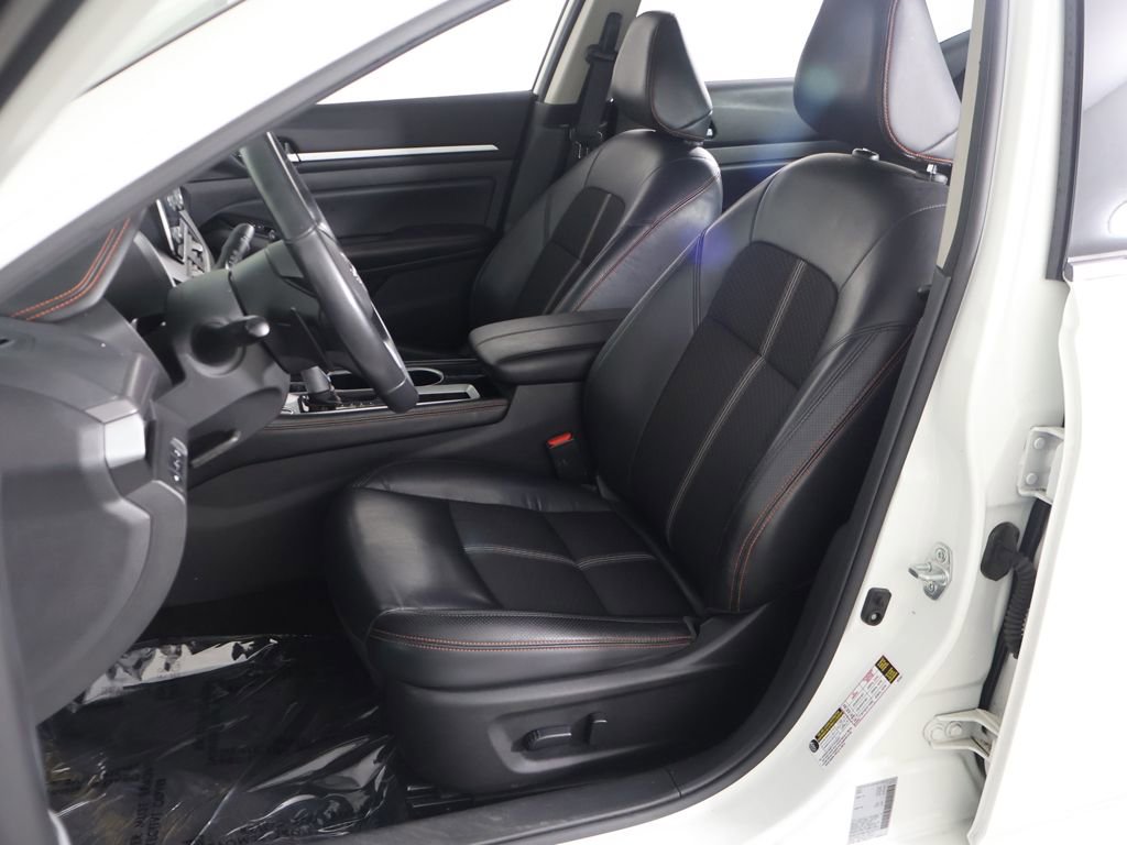Used 2024 Nissan Altima 2.5 SR image 25