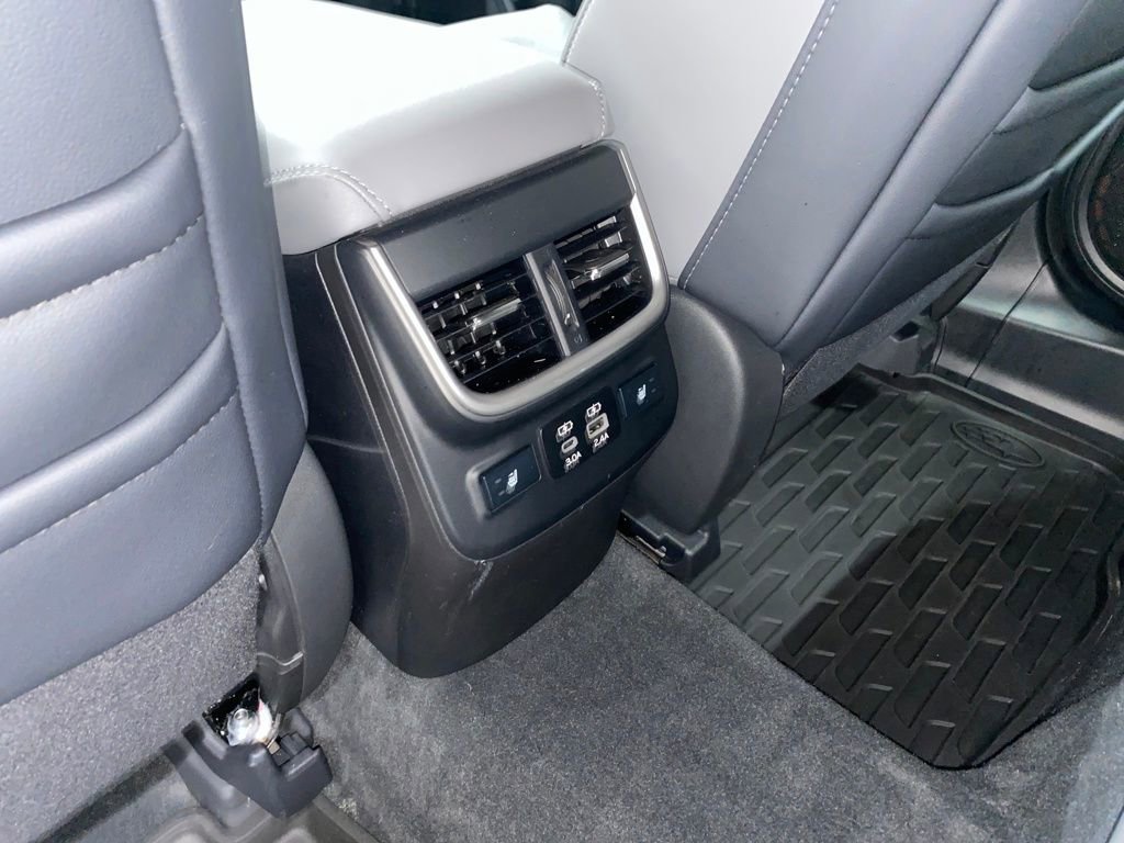 Used 2023 Subaru Legacy Limited image 15