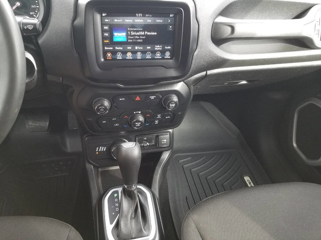 Certified 2018 Jeep Renegade Latitude AWD/4WD image 21