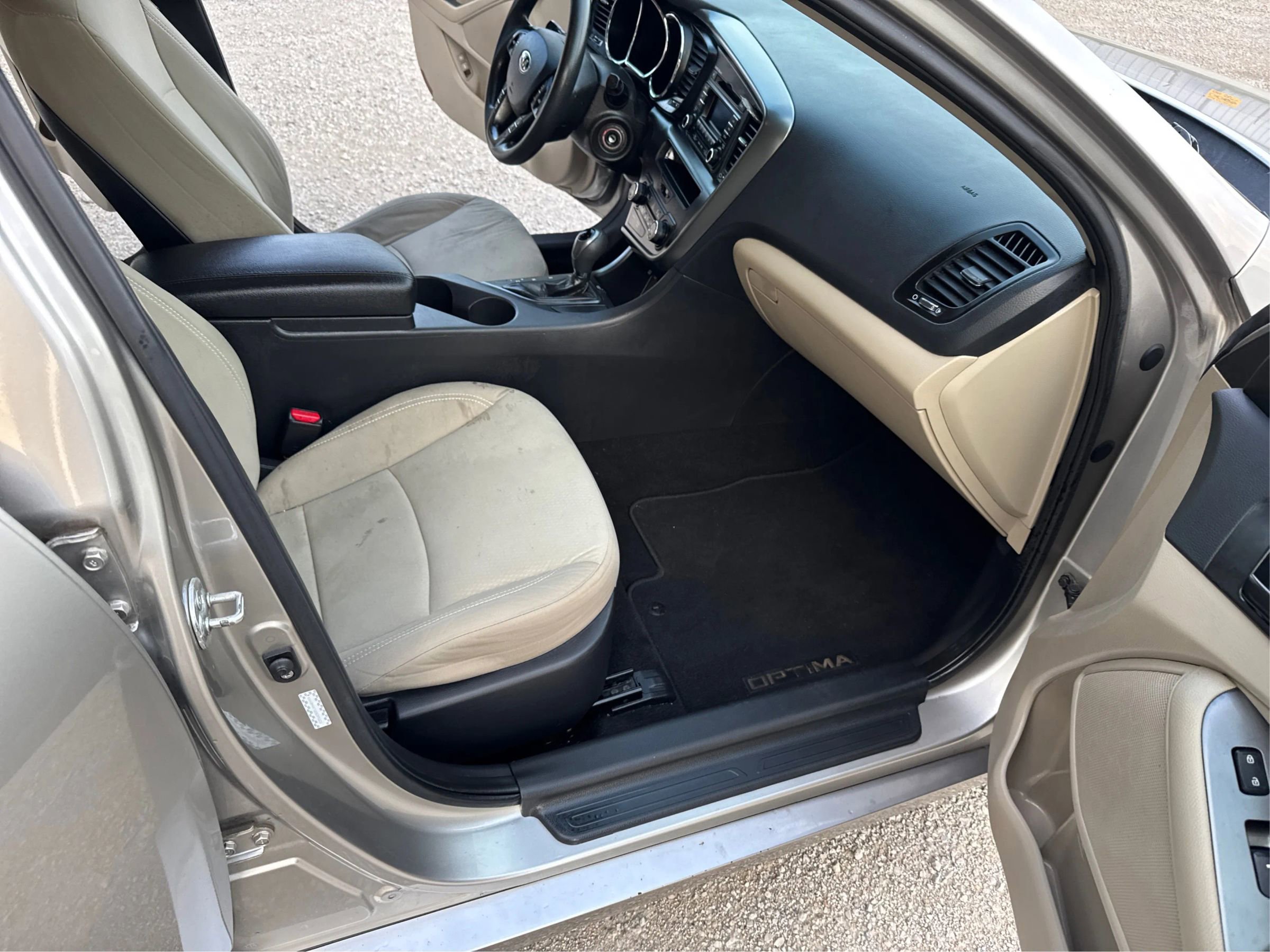 Used 2013 Kia Optima LX image 22