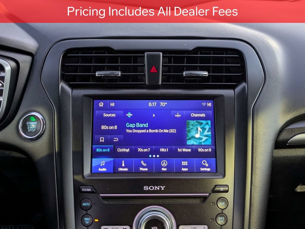 Used 2019 Ford Fusion Titanium FWD image 17