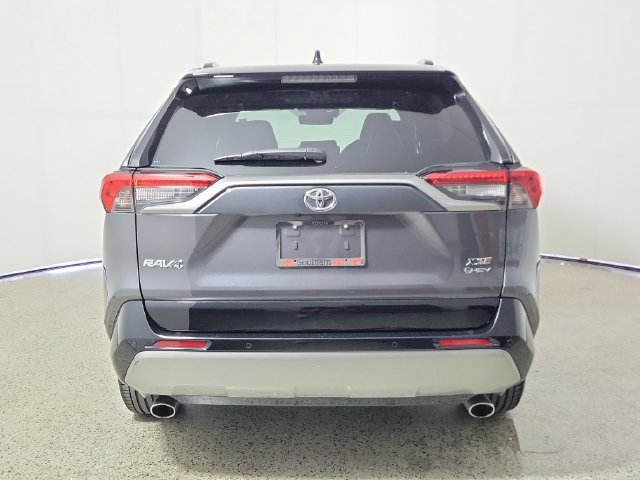 Used 2025 Toyota RAV4 XSE w/ Advanced Technology Package AWD/4WD image 6