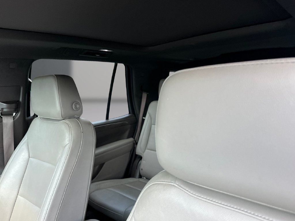 Used 2021 Chevrolet Tahoe LT w/ LT Signature Package RWD image 14