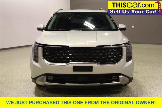 Used 2025 Kia Carnival SX image 2