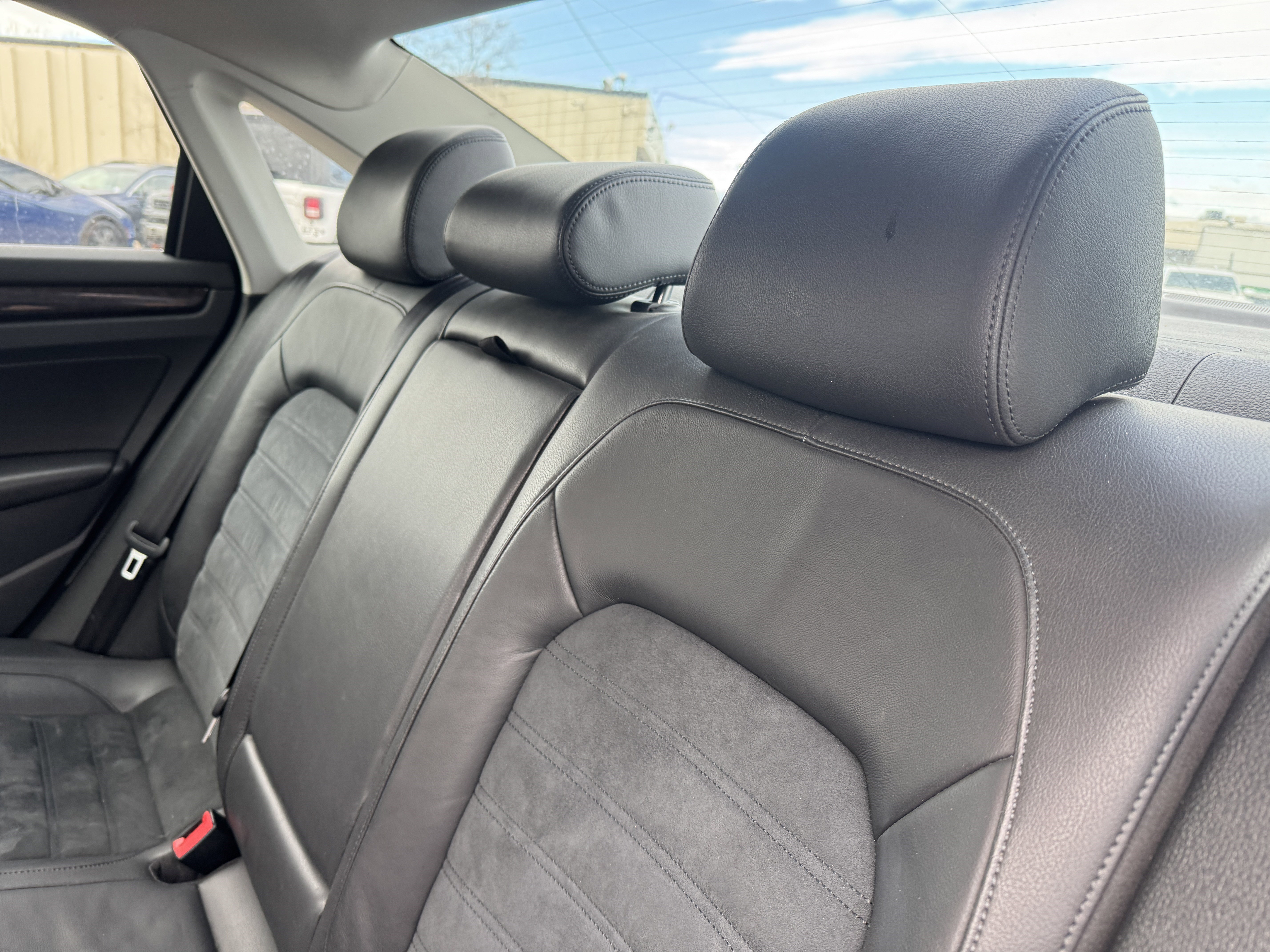 Used 2014 Volkswagen Passat TDI SEL Premium image 17