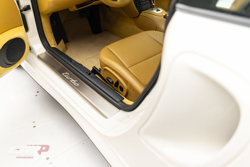 Used 2001 Porsche 911 Turbo AWD/4WD image 25