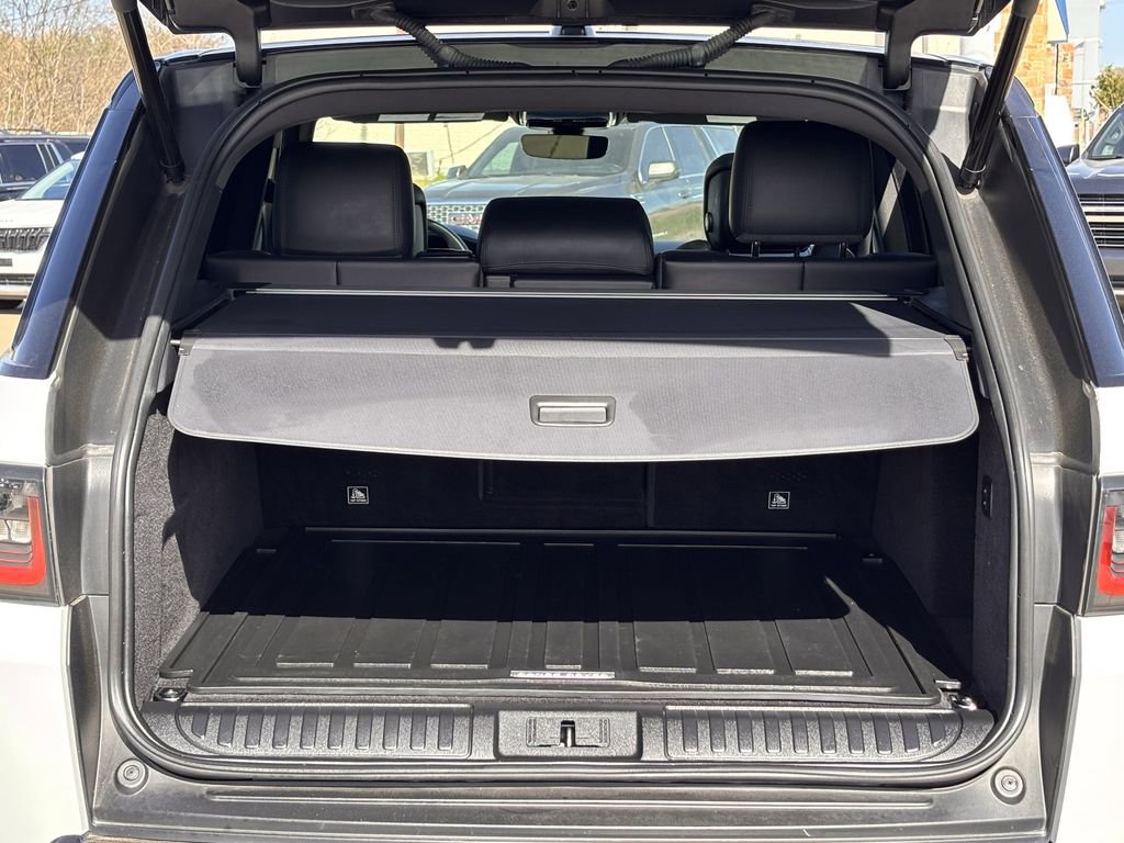 Used 2021 Land Rover Range Rover Sport HST image 26
