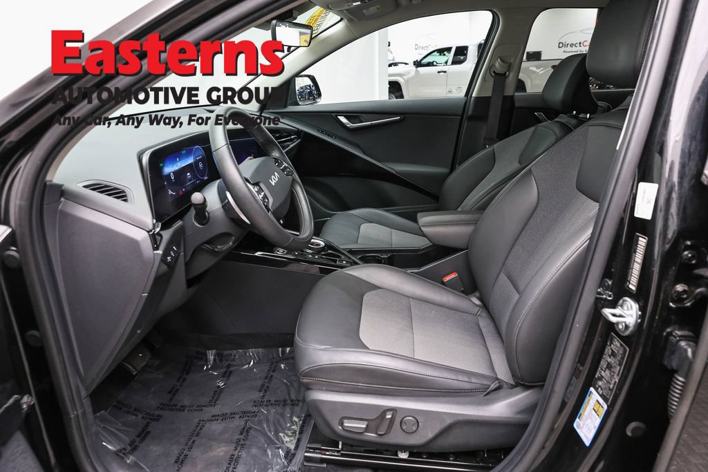 Used 2024 Kia Niro Wind w/ Wind Preserve Package FWD image 14