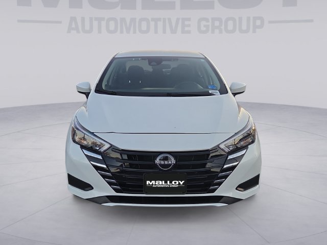 Used 2025 Nissan Versa SV w/ Trunk Package FWD image 8
