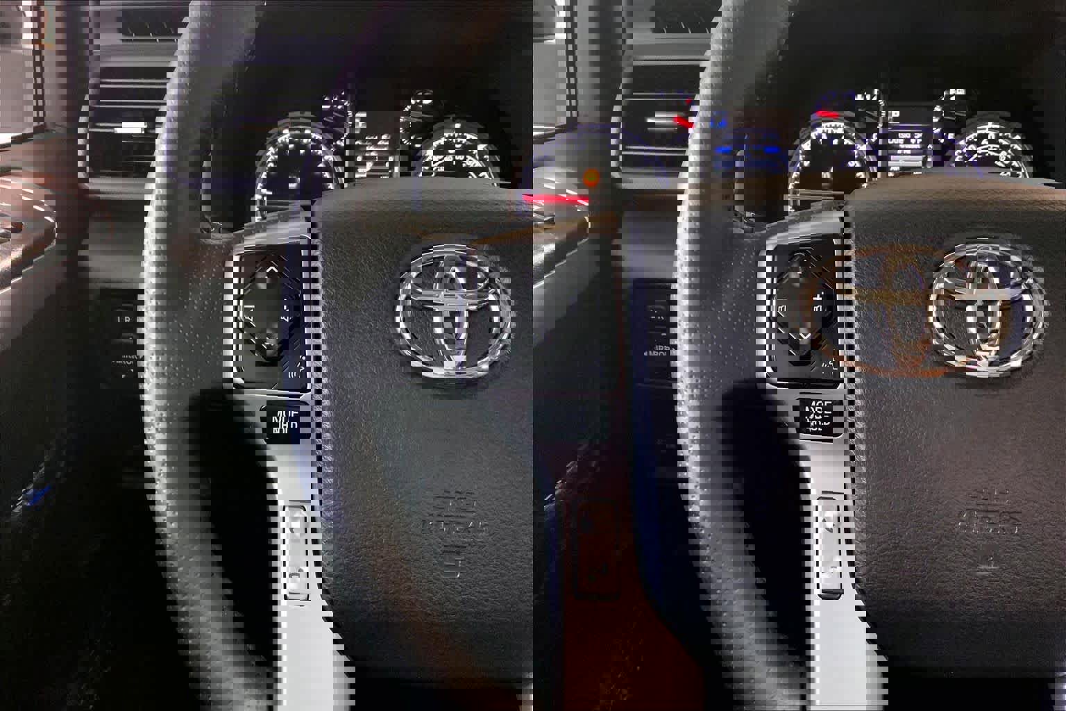 Used 2022 Toyota 4Runner Limited image 23