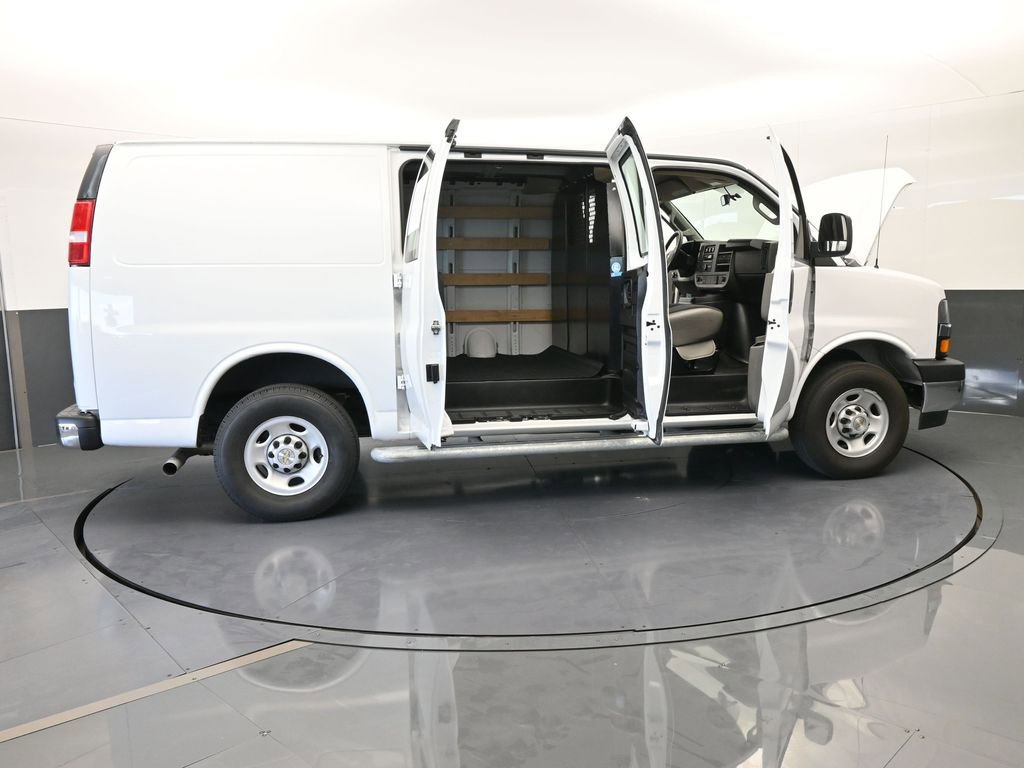 Used 2024 Chevrolet Express 2500 w/ Driver Convenience Package image 64
