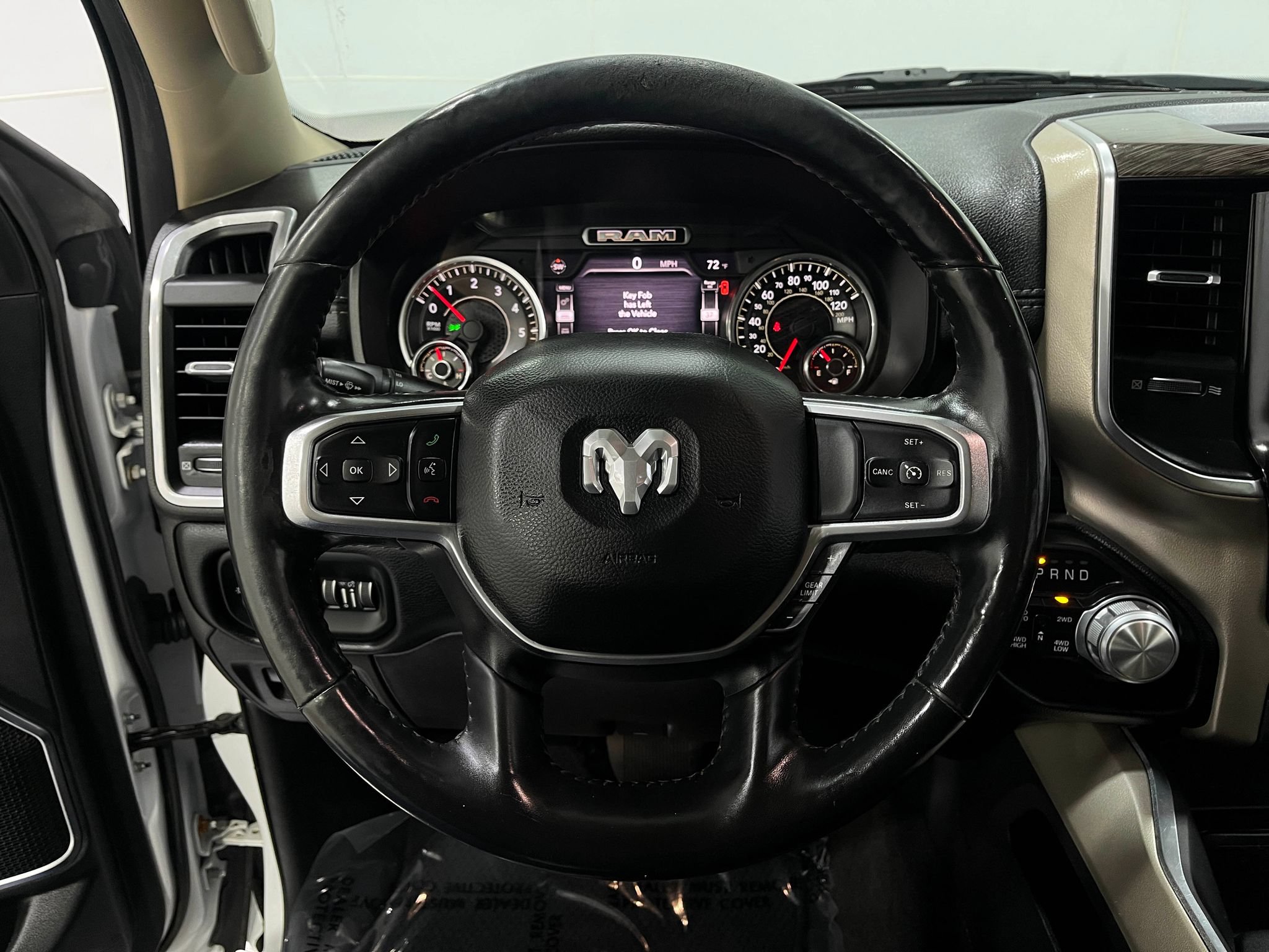 Used 2020 RAM 1500 Laramie AWD/4WD image 21