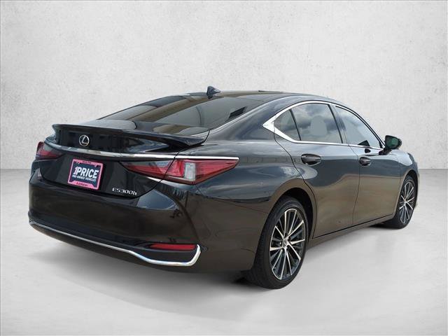 Used 2025 Lexus ES 300h w/ Premium Package FWD image 5