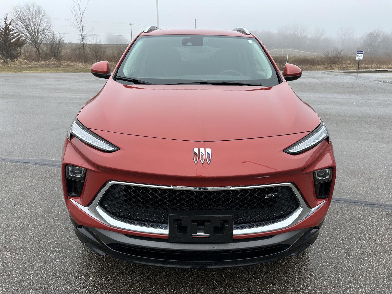 Used 2024 Buick Encore GX Sport Touring image 12