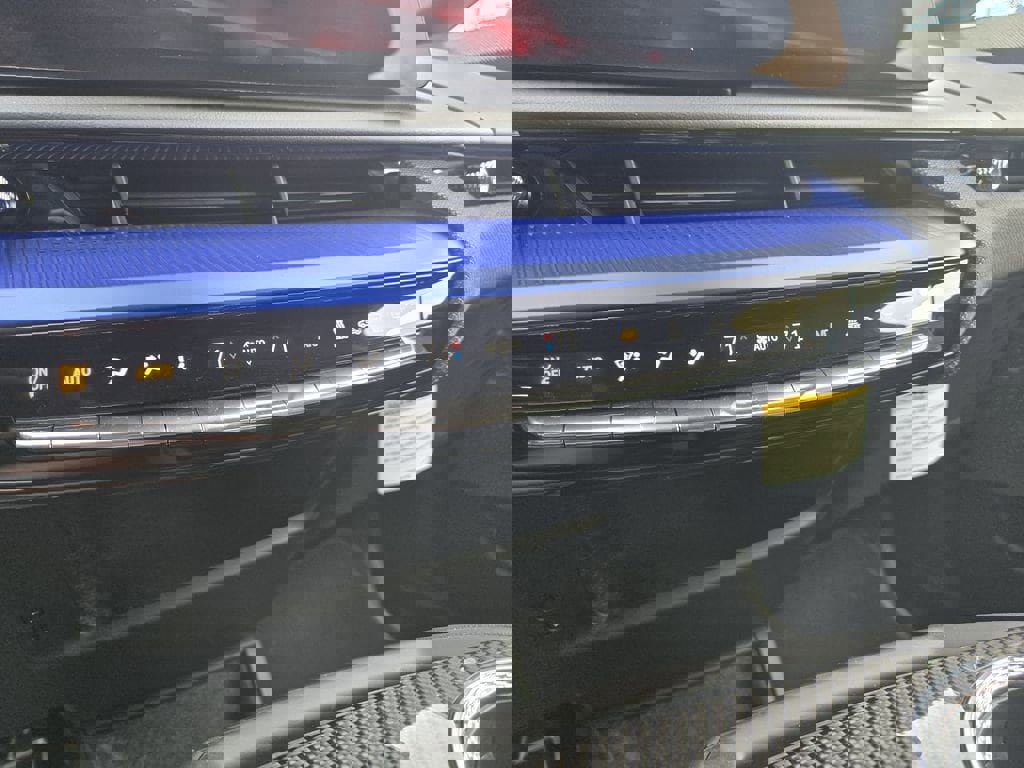 New 2026 Cadillac Optiq V w/ Magnus Launch Edition AWD/4WD image 11