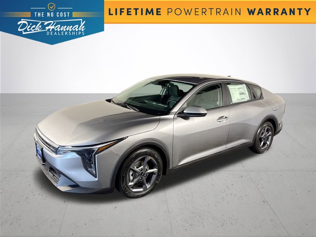 New 2025 Kia K4 LXS
