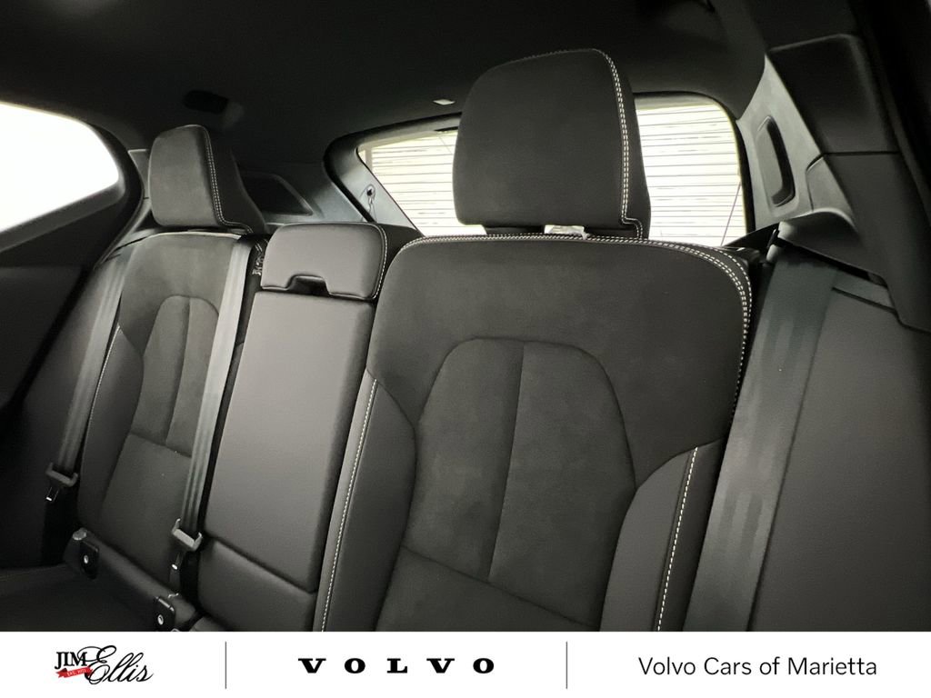 New 2026 Volvo XC40 B5 Ultra w/ Climate Package image 25