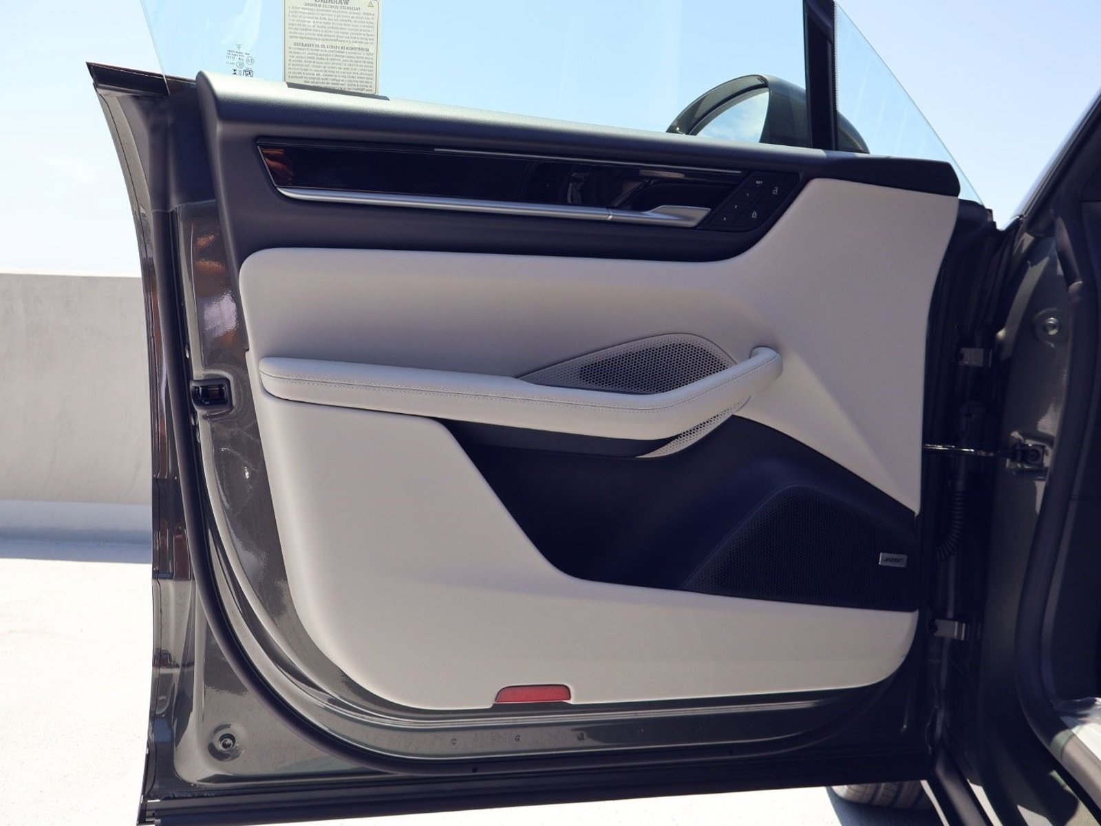 New 2026 Porsche Macan Turbo Electric RWD image 14