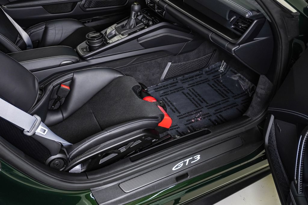 Certified 2026 Porsche 911 GT3 RWD image 18