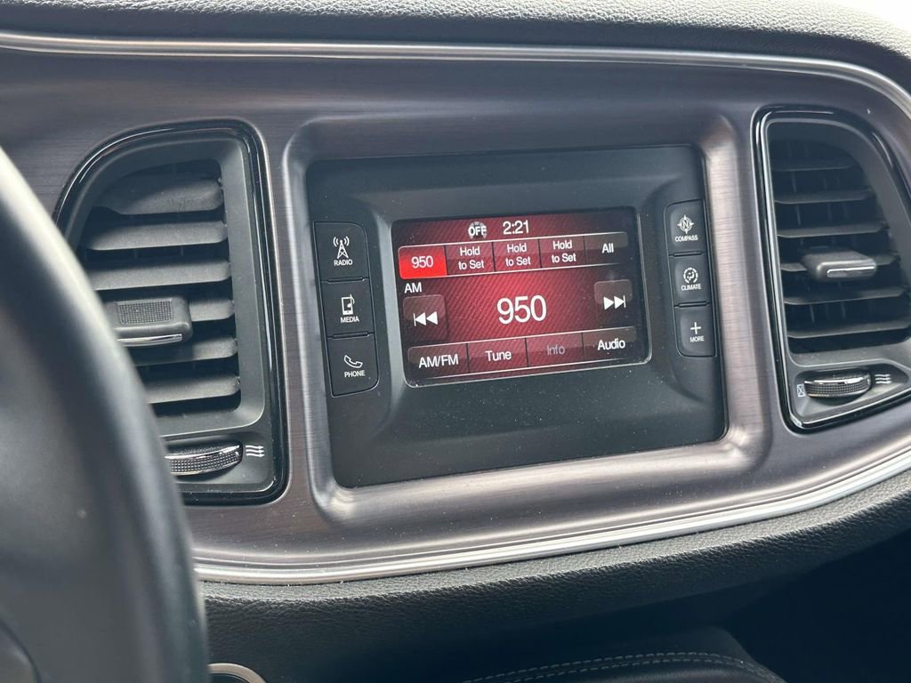 Used 2016 Dodge Challenger SXT RWD image 22