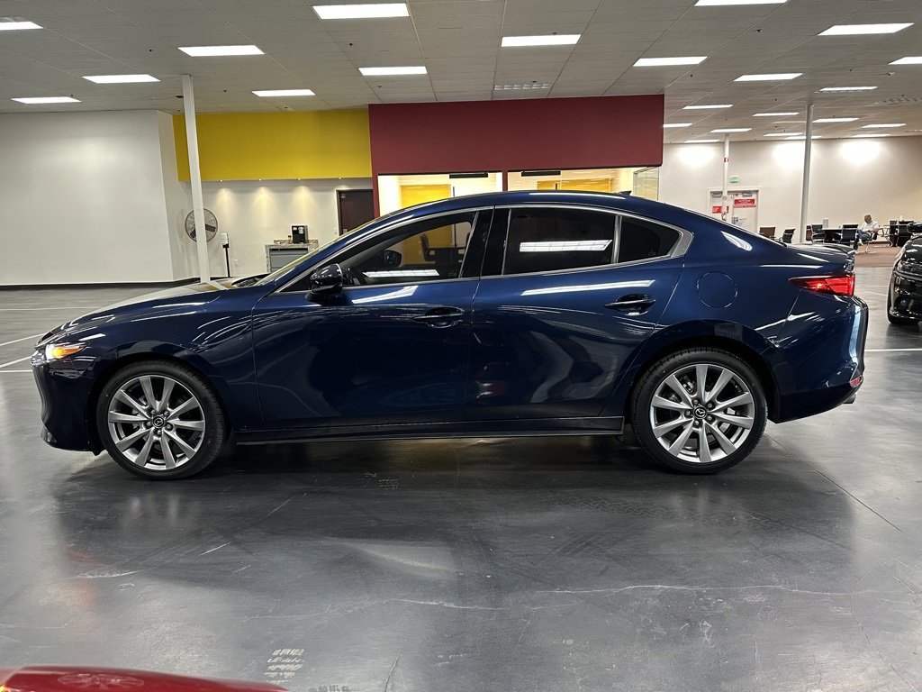 Used 2022 MAZDA MAZDA3 s image 4