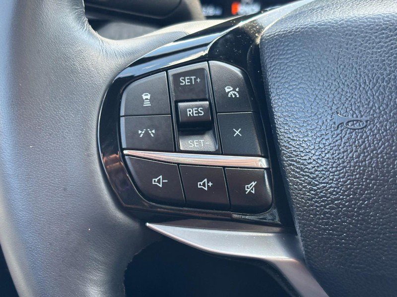 Used 2025 Ford Explorer Platinum w/ LUX Leather Package AWD/4WD image 18