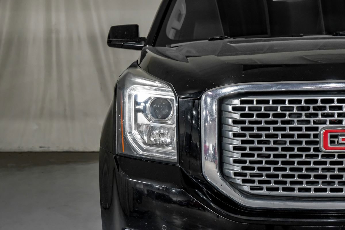 Used 2017 GMC Yukon XL Denali w/ Open Road Package AWD/4WD image 42