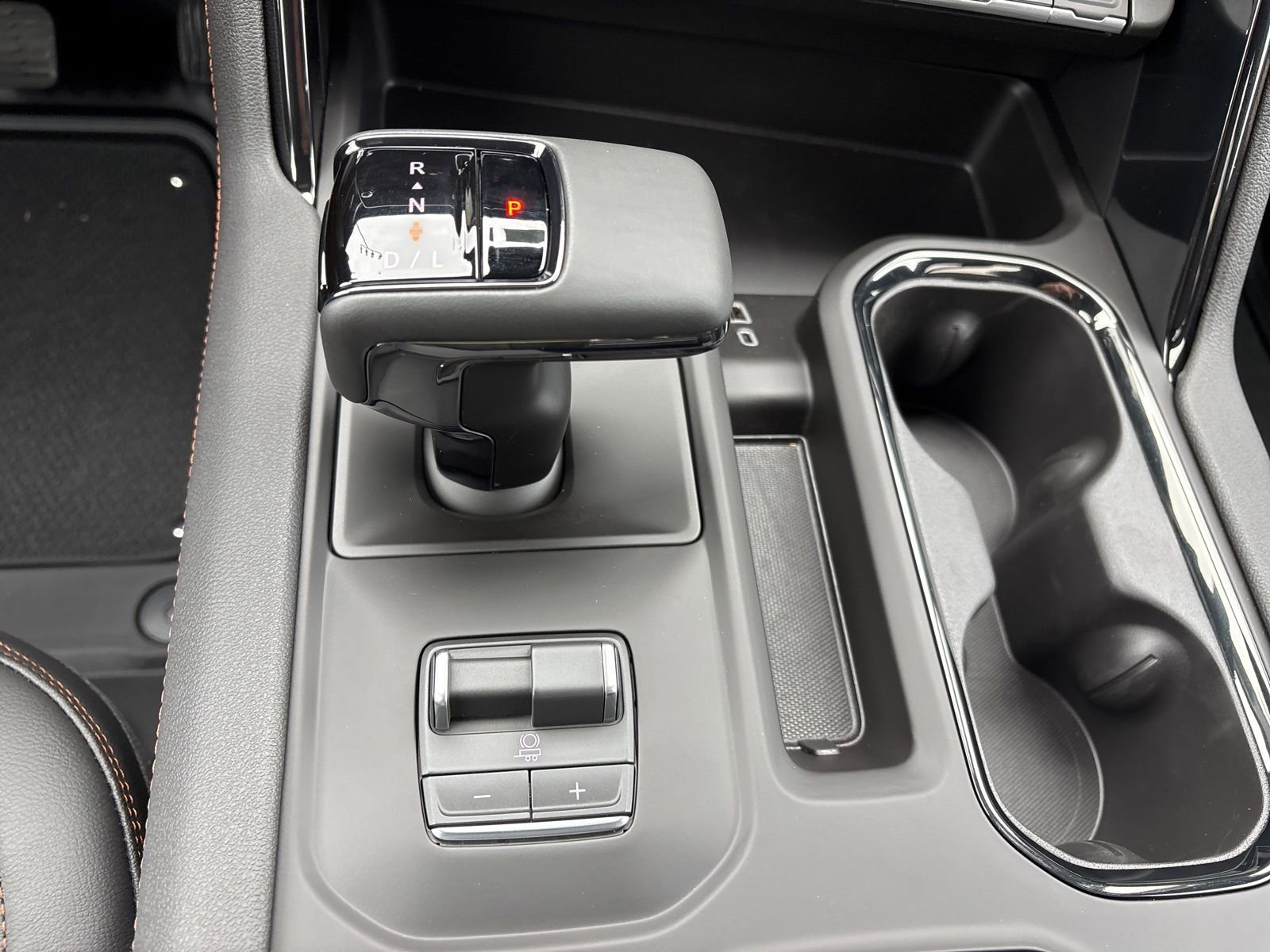 New 2026 GMC Sierra 1500 AT4 w/ AT4 Premium Package image 29