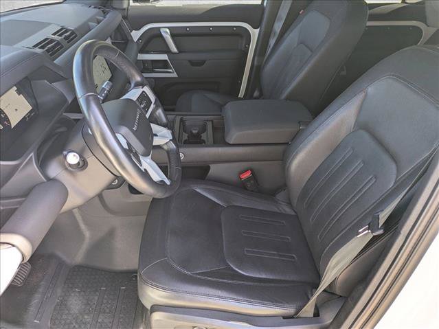 Used 2022 Land Rover Defender 110 X-Dynamic SE AWD/4WD image 17