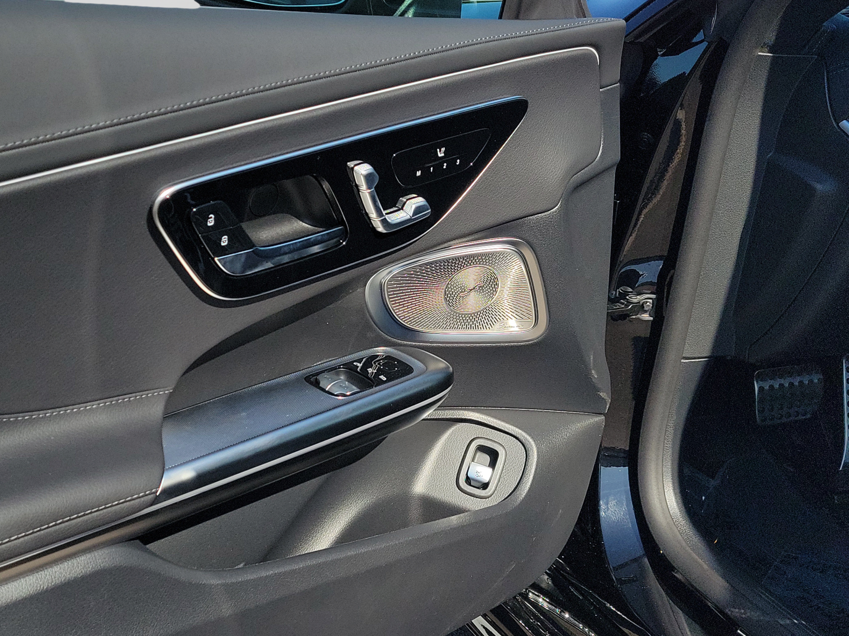 New 2027 Mercedes-Benz CLE 450 4MATIC Coupe image 8