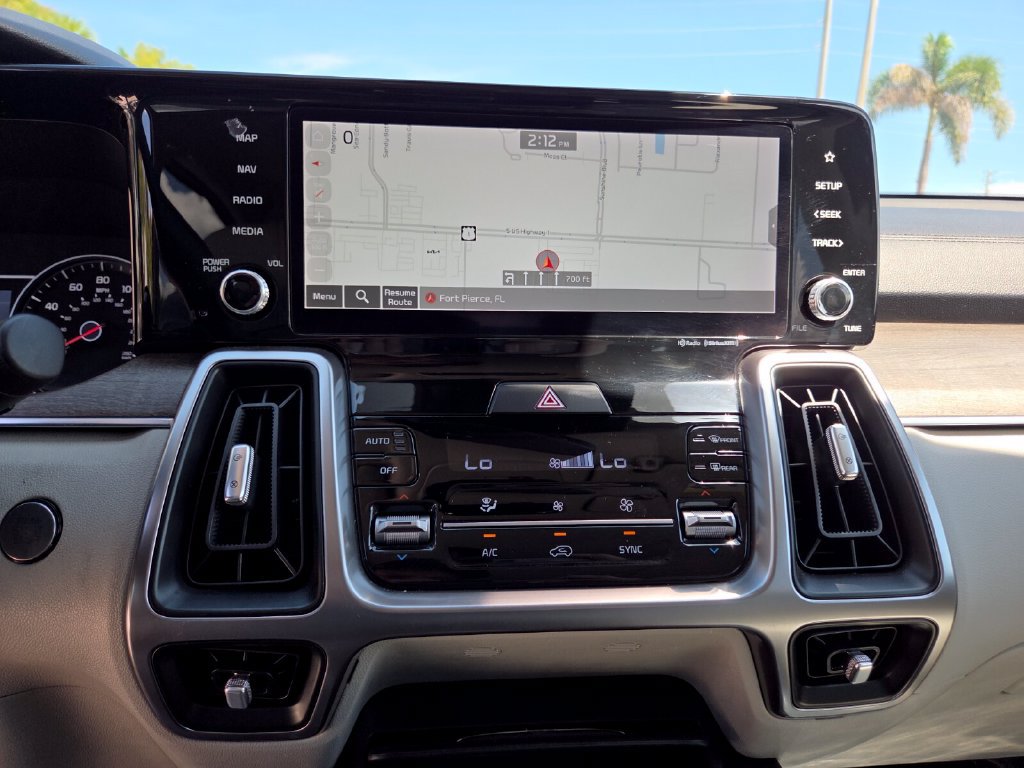 Used 2023 Kia Sorento EX w/ Panoramic Sunroof Package FWD image 34