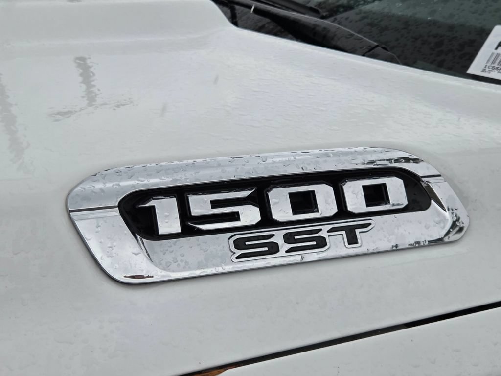 Used 2025 RAM 1500 Big Horn AWD/4WD image 11