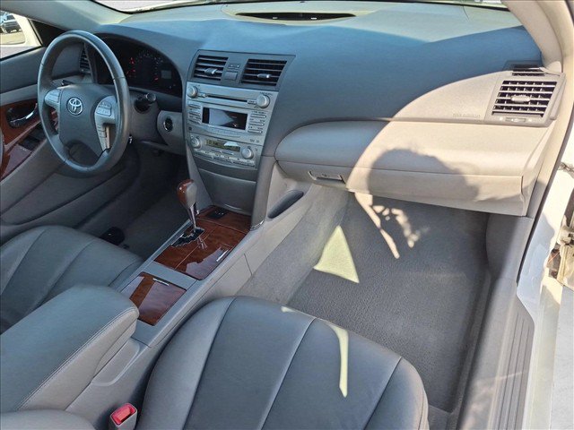 Used 2010 Toyota Camry XLE FWD image 21