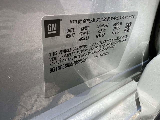 Used 2017 Chevrolet Cruze Premier image 19