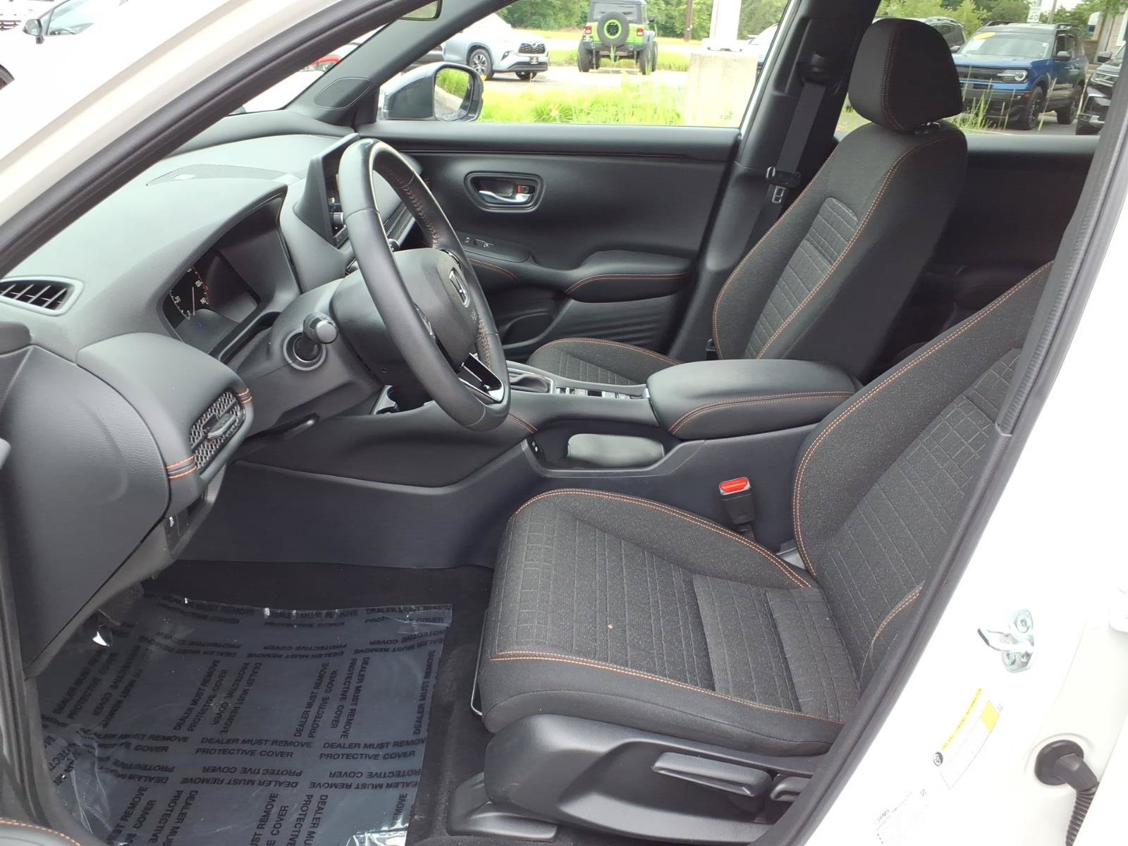 Certified 2024 Honda HR-V Sport image 4