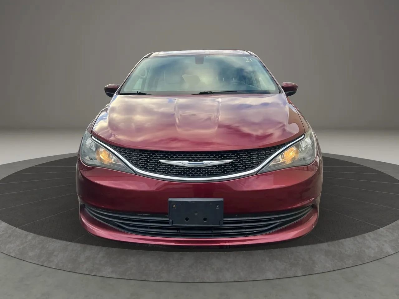 Used 2017 Chrysler Pacifica LX image 2