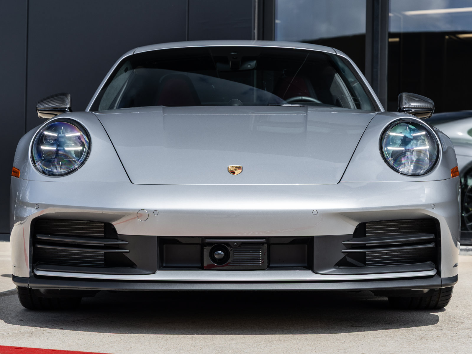 Used 2025 Porsche 911 Carrera RWD image 8