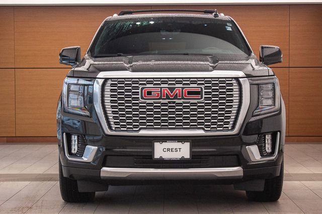 Used 2022 GMC Yukon XL Denali w/ Denali Premium Package image 2