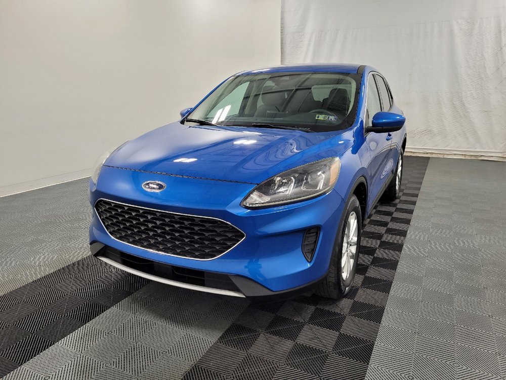 Used 2020 Ford Escape SE image 15