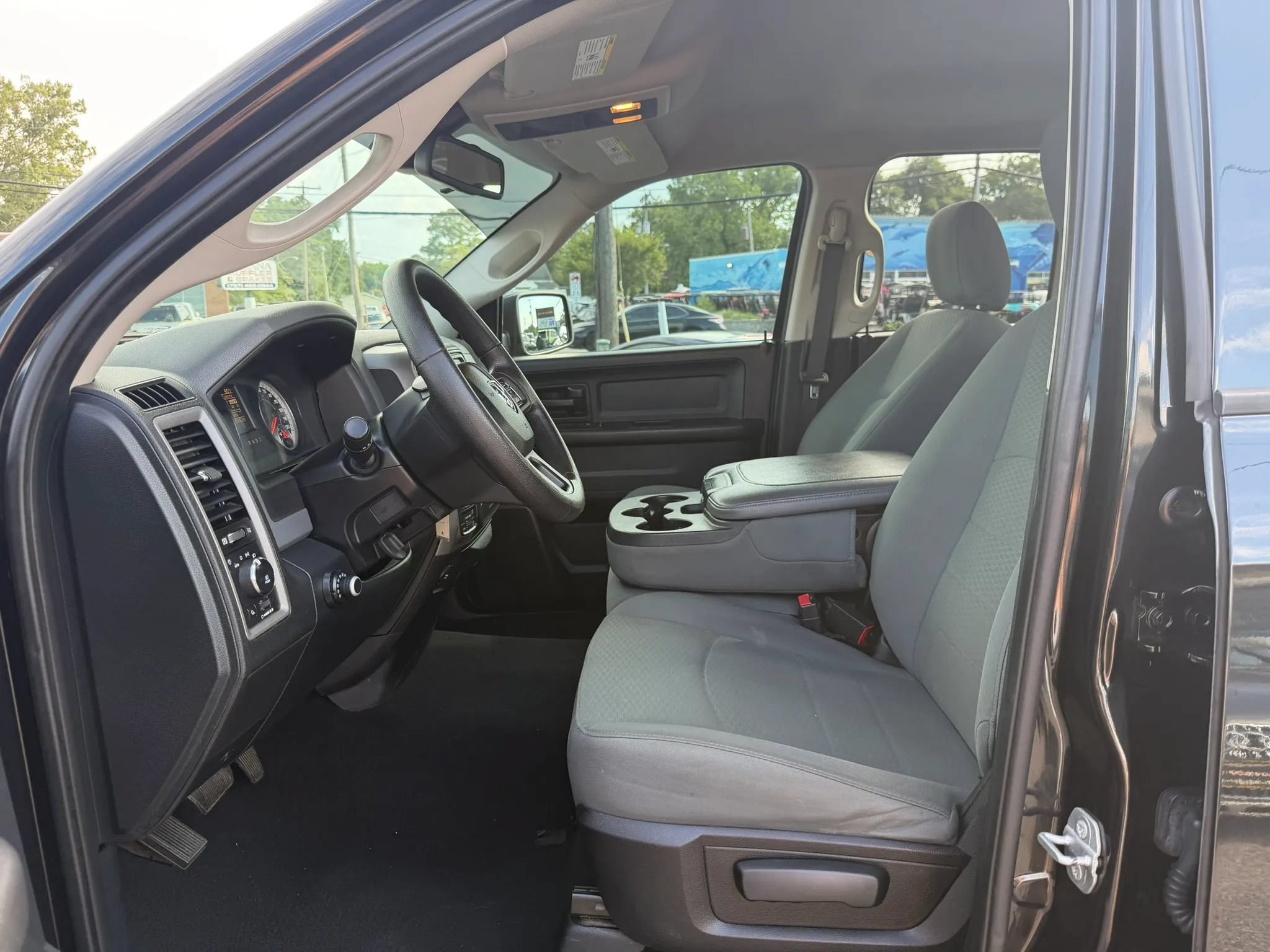 Used 2015 RAM 1500 Express w/ Black Ram 1500 Express Group AWD/4WD image 14