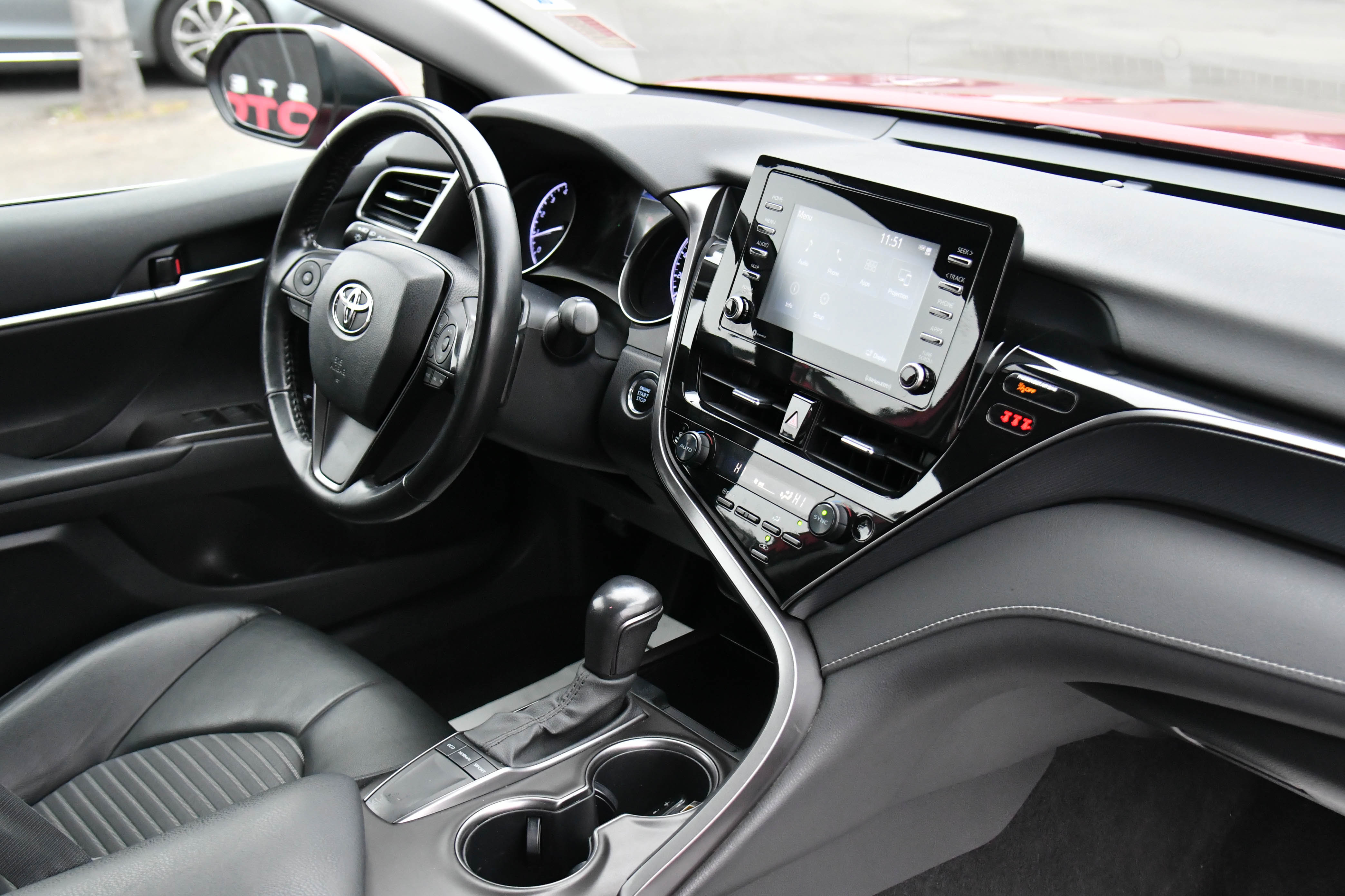 Used 2023 Toyota Camry SE image 42