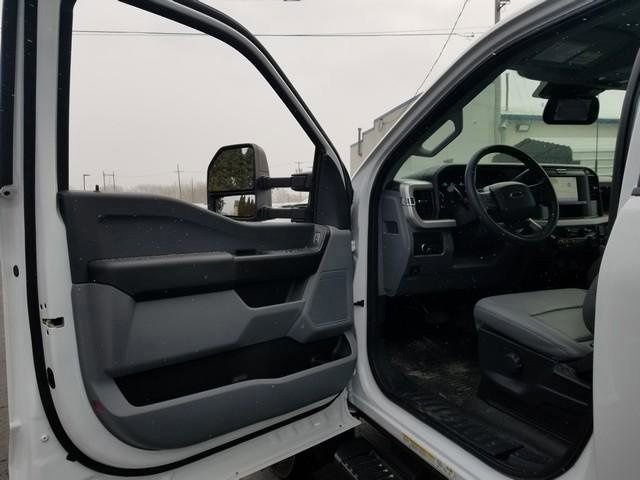 New 2026 Ford F450 XL image 17