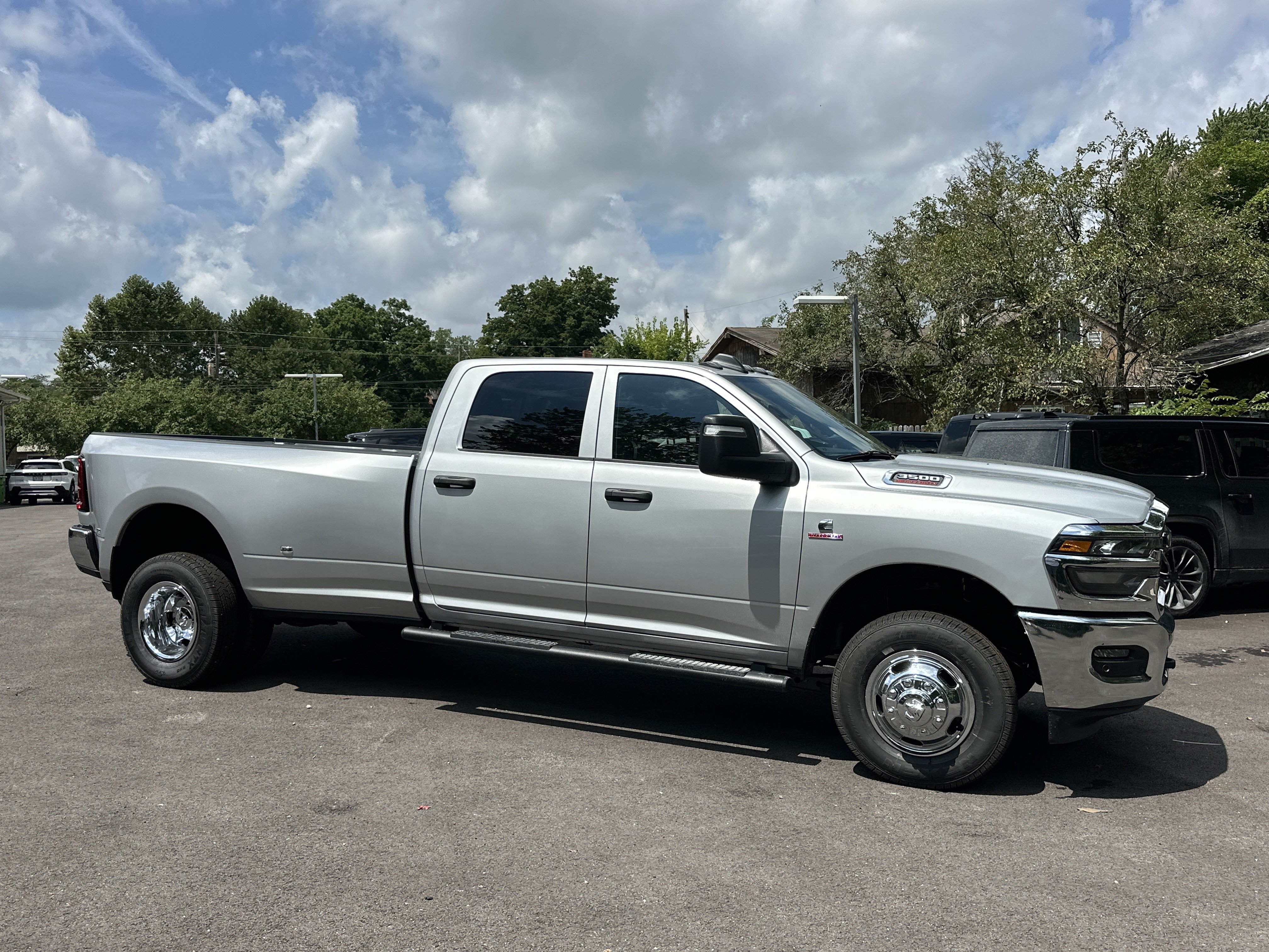 New 2026 RAM 3500 Tradesman AWD/4WD image 20