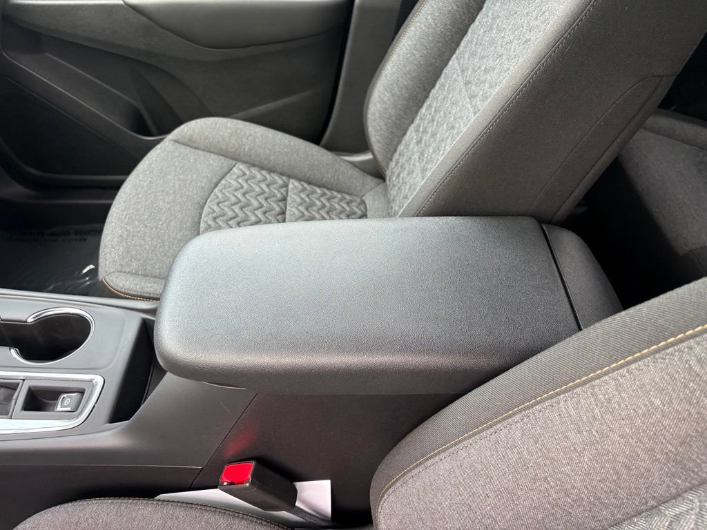 Used 2024 Chevrolet Equinox LT FWD image 25