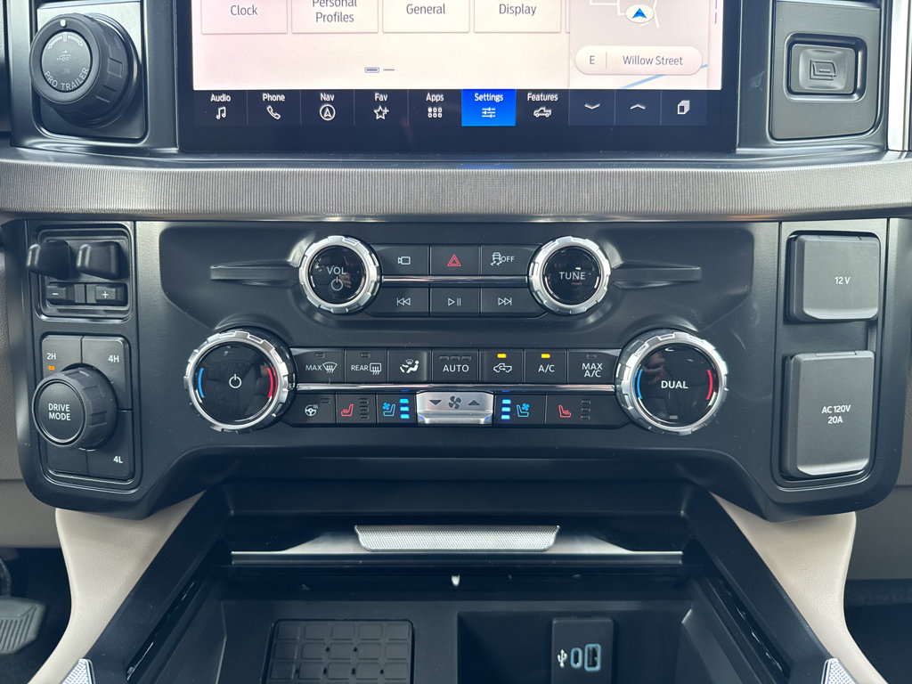 New 2025 Ford F350 Platinum w/ Platinum Plus Package image 22